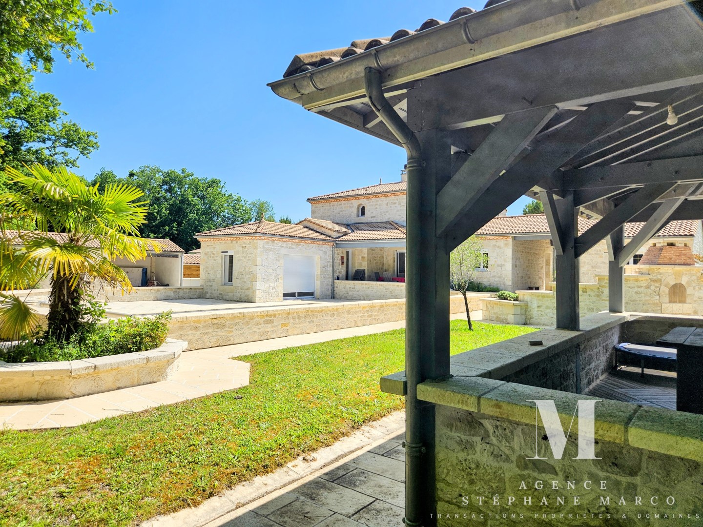 Maison de luxe à vendre à Breuillet
