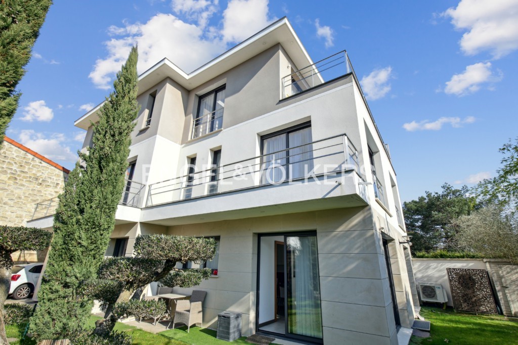 Maison de luxe à vendre dans le quartier Gare