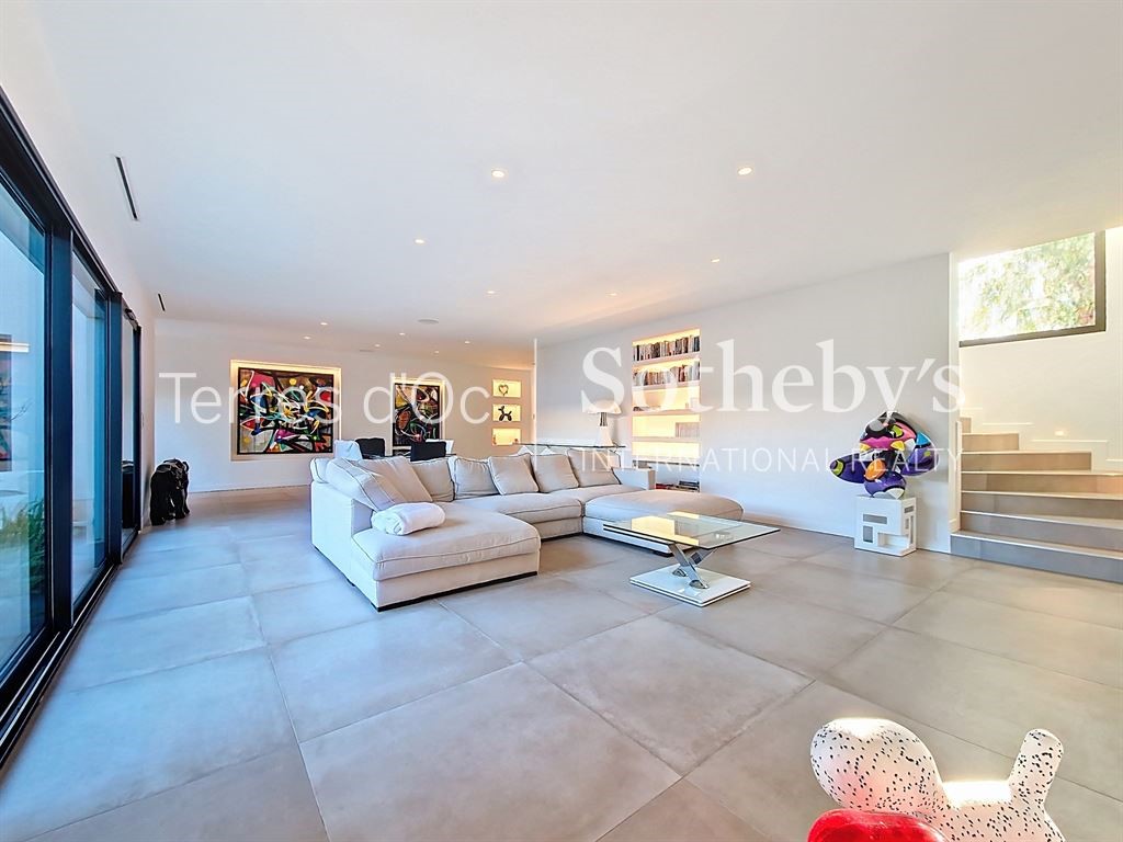 Maison de luxe à vendre dans le quartier Convention