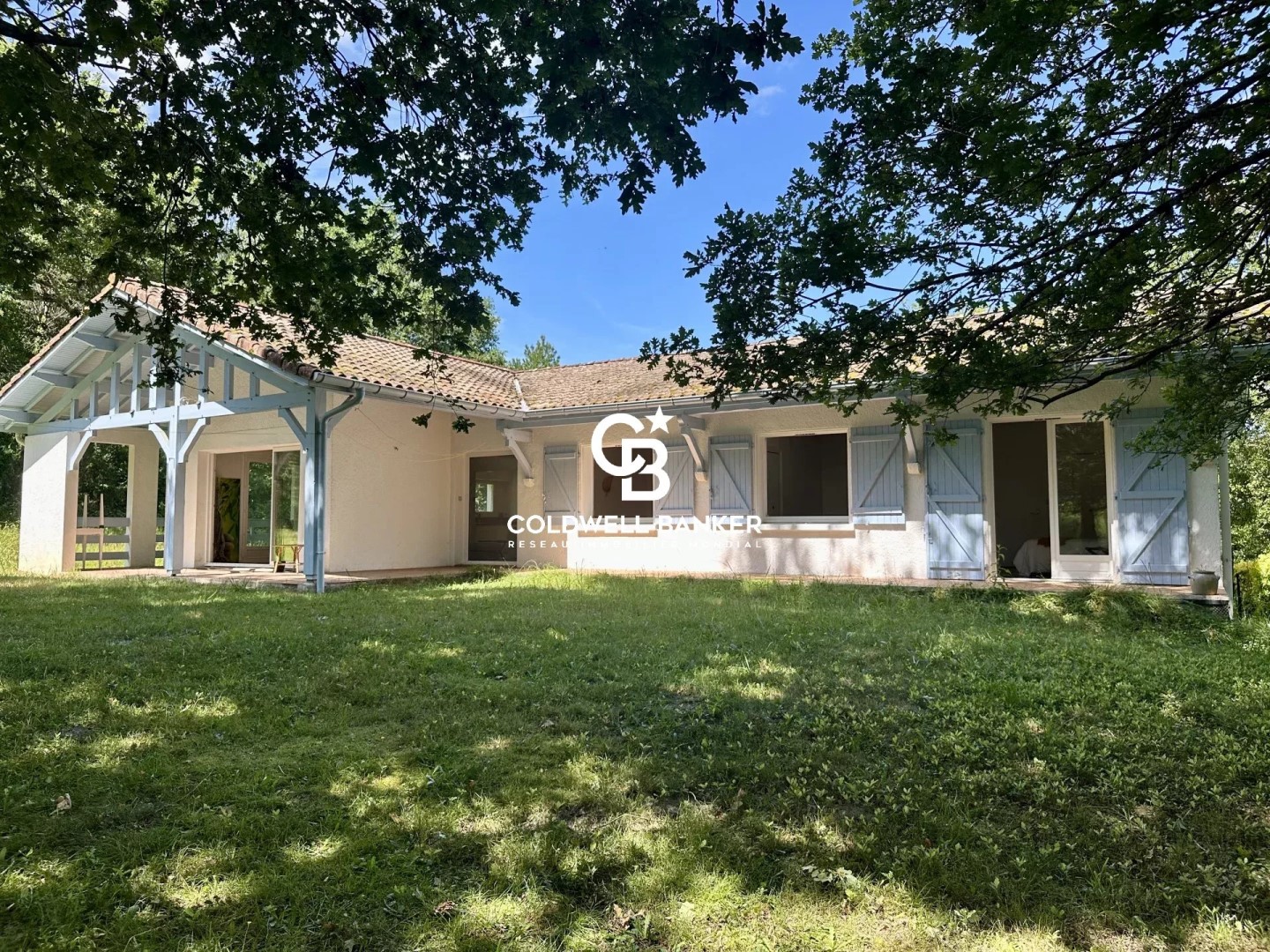 Luxury house for sale in the district Est