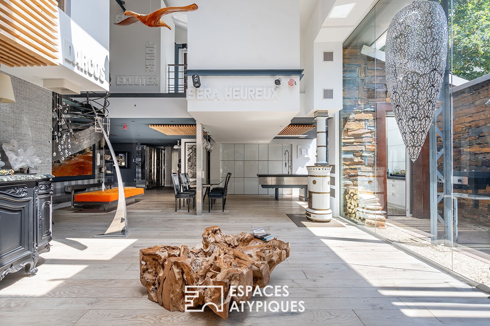 Maison de luxe à vendre dans le quartier Haut Pantin-Charles Auray