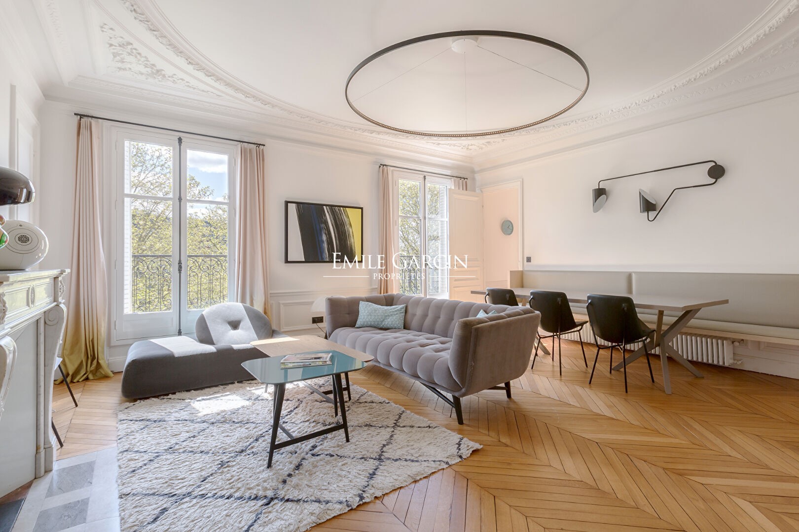 Appartement de luxe en location saisonnière à Paris 7ème