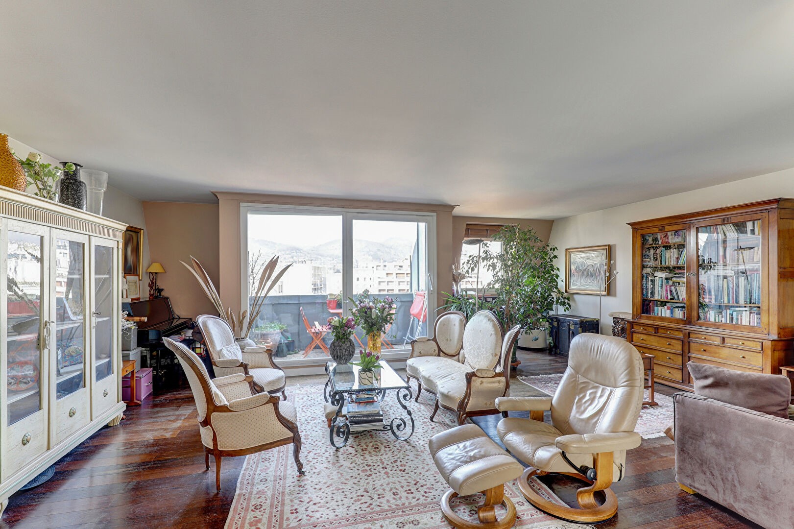 Appartement de luxe à vendre dans le quartier Bonnabaud