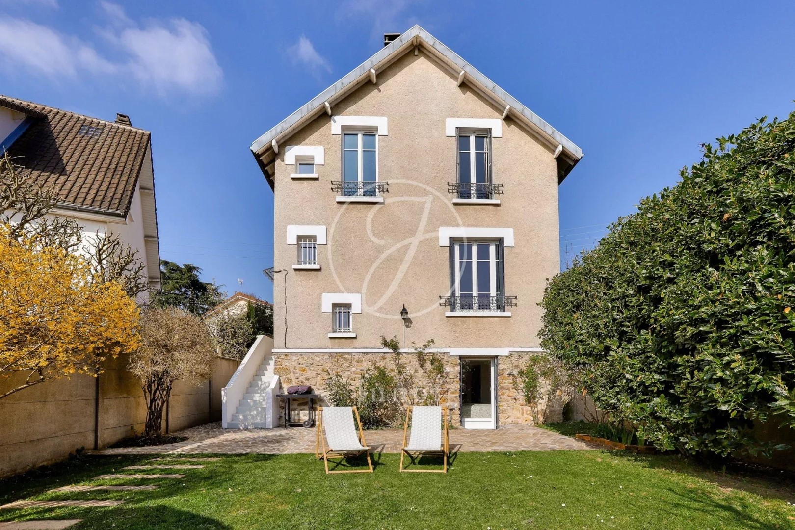 luxe huis te koop in Rueil
