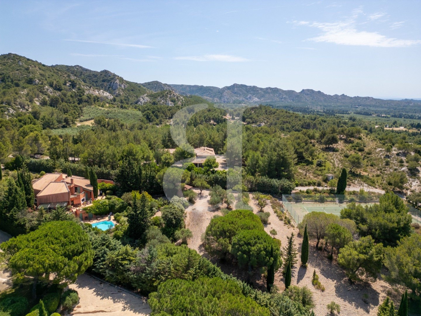 Luxury villa for sale in Les Baux-de-Provence