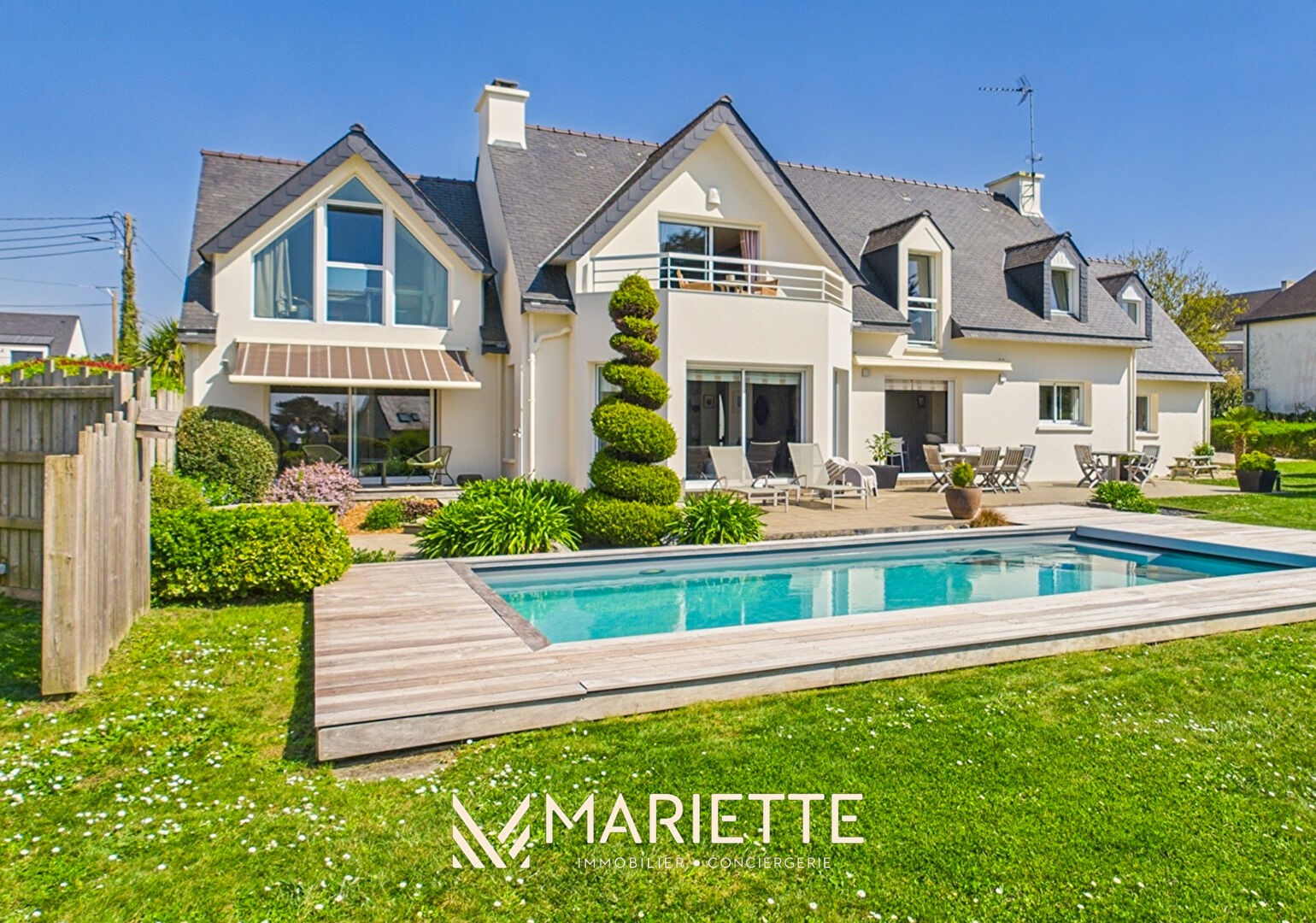 Luxury house for sale in the district Sud