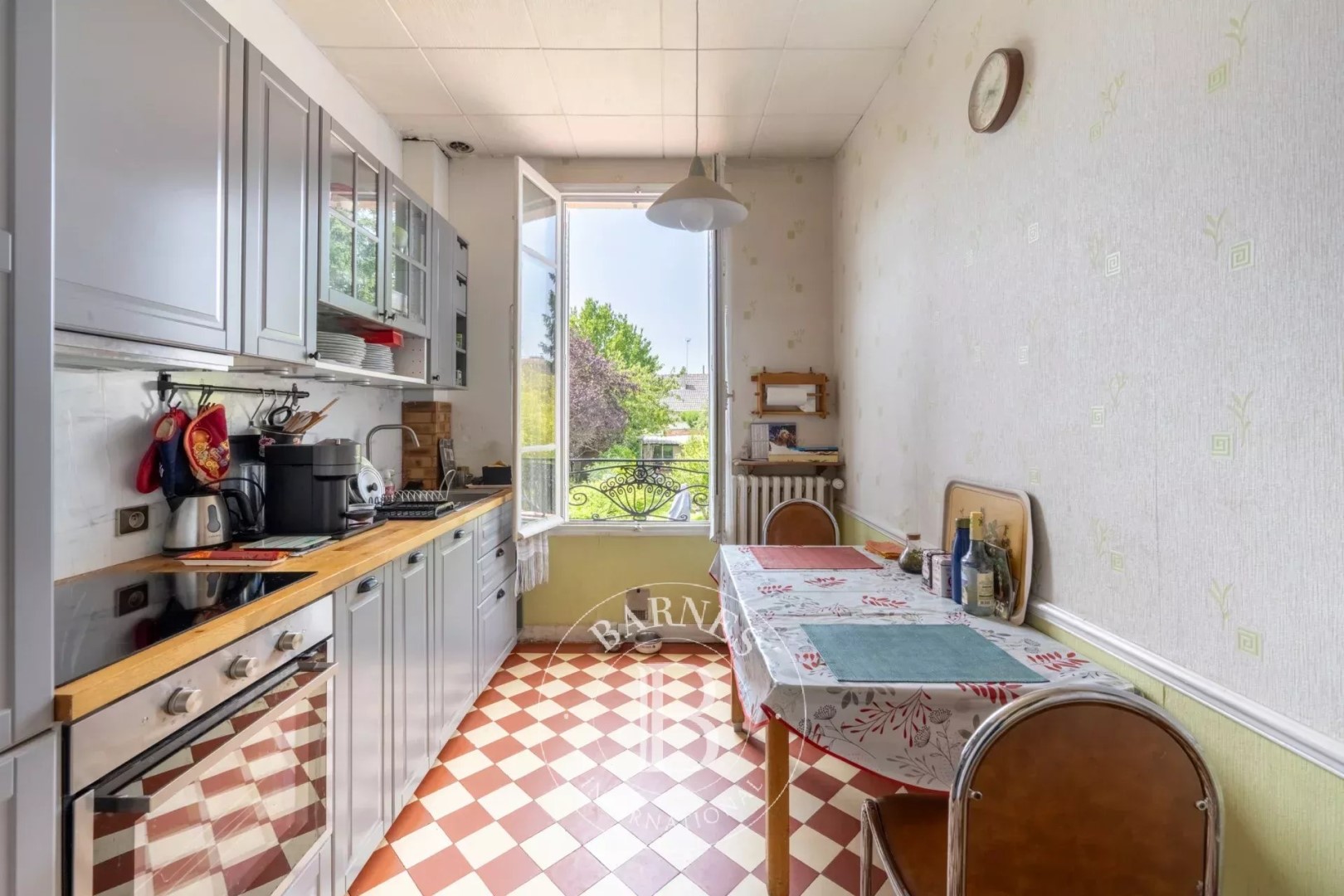 Maison de luxe à vendre dans le quartier Glatigny
