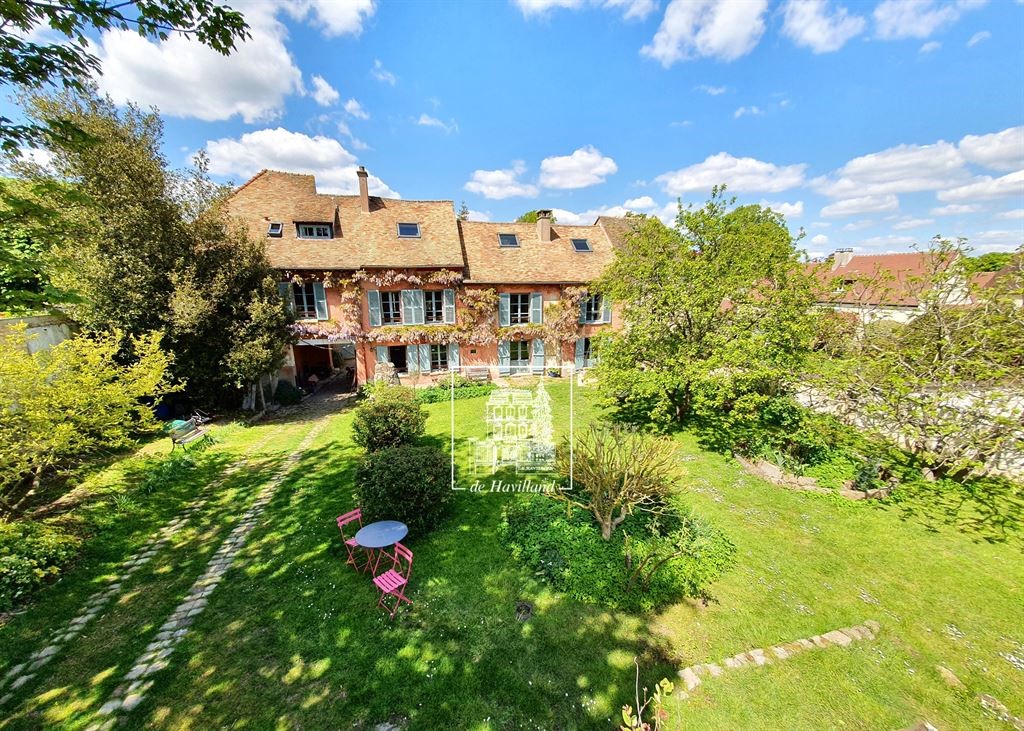 Maison de luxe à louer à Mareil-Marly