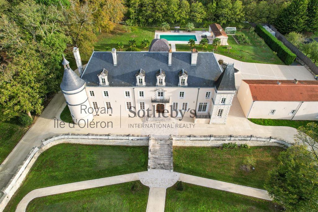 Schlösser zu verkaufen France Lux Residence