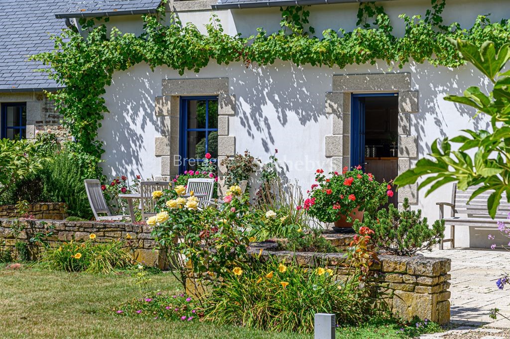 Maison de luxe à vendre à Plonéour-Lanvern