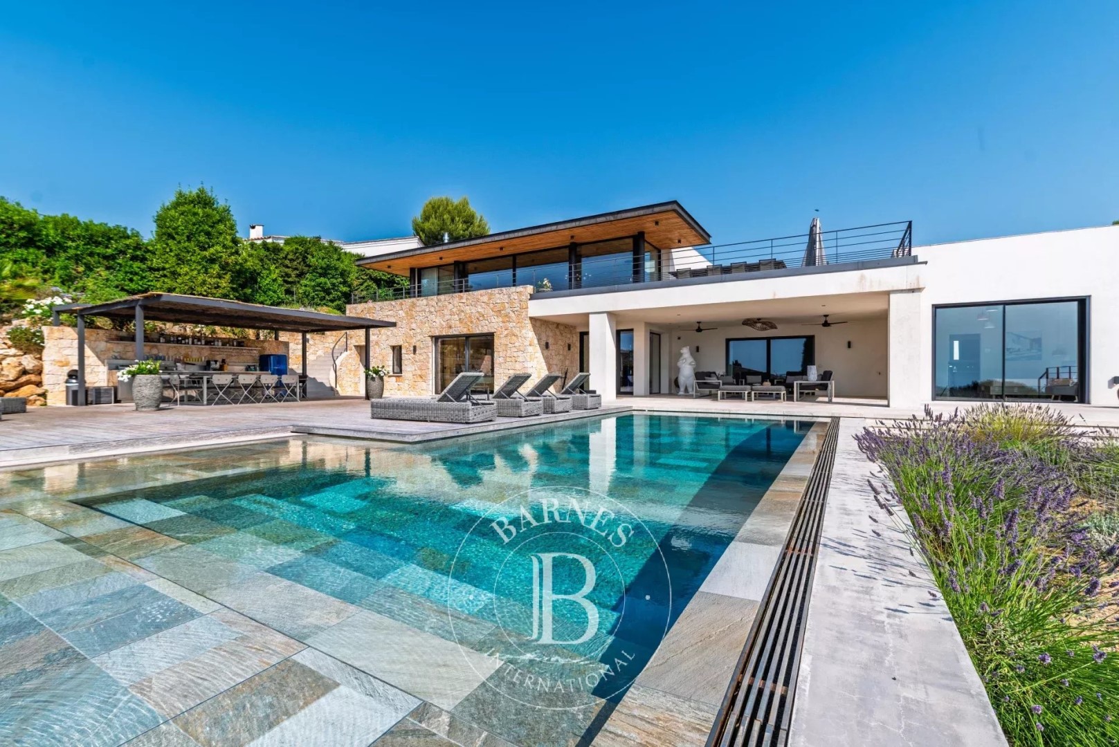 Luxe stadswoning te koop in Vallée Verte-Issarts-Vignasses