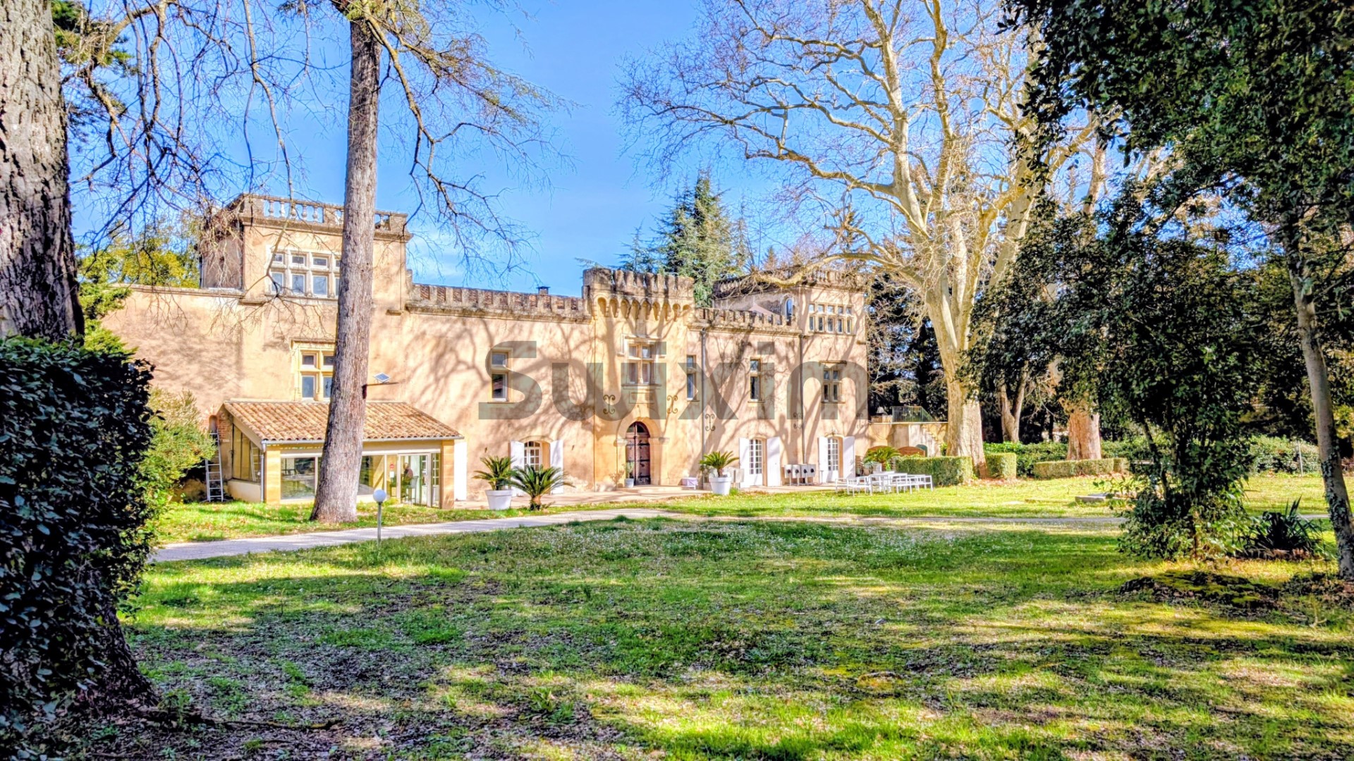 Villa de luxe à vendre à Chusclan