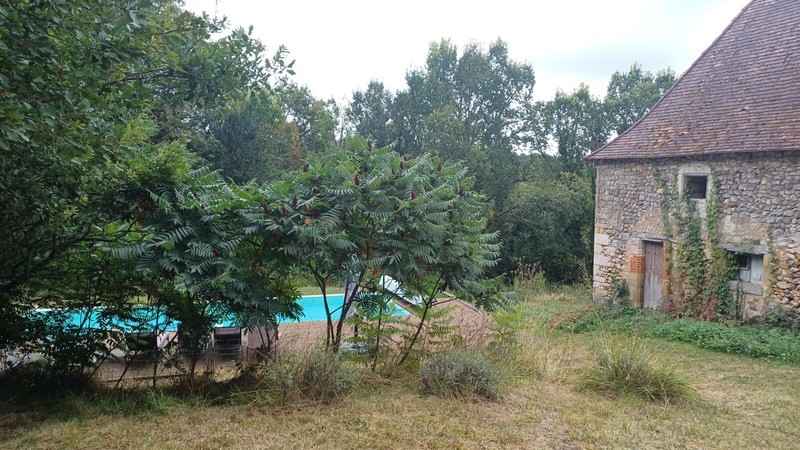 Farmhouse for sale in Plazac