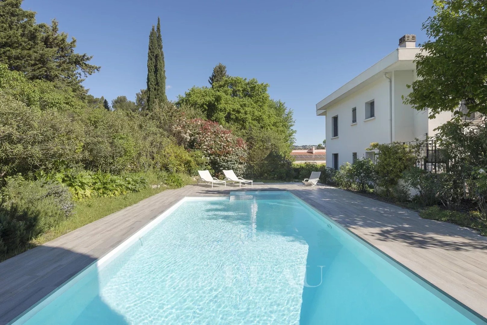 Maison de luxe à vendre dans le quartier Granettes-Jauberte-Sainte Anne