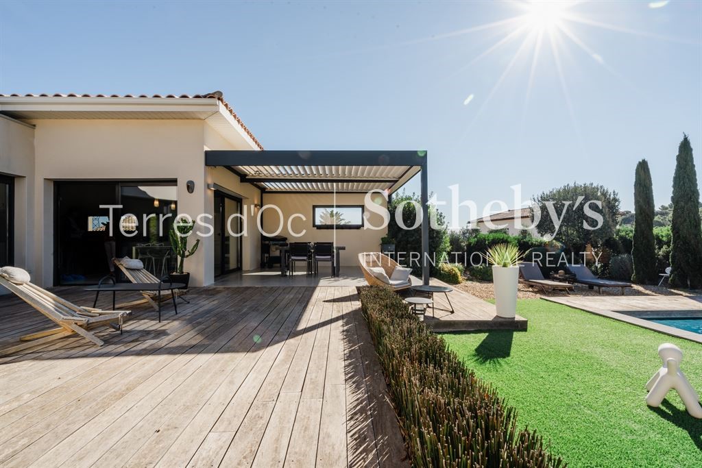 Maison de luxe à vendre dans le quartier Bourg-Charité