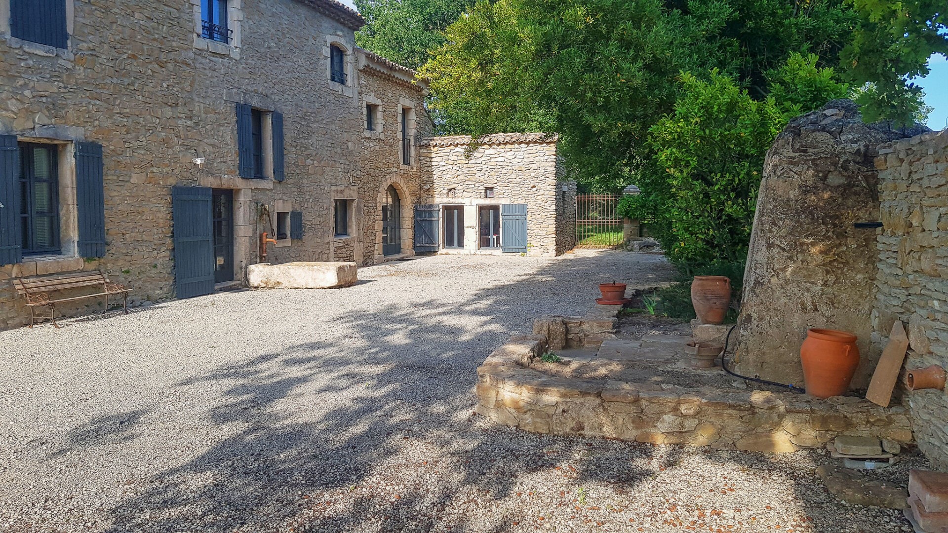 Dimora di lusso in vendita Suze-la-Rousse