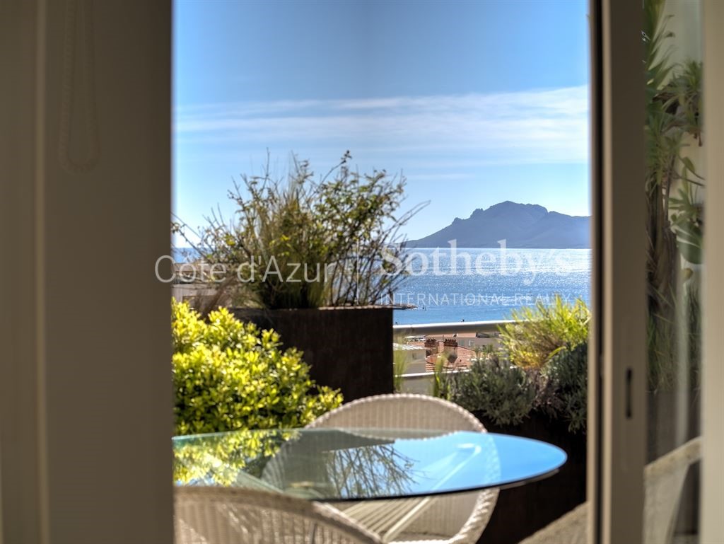 luxe duplex te koop in La Source
