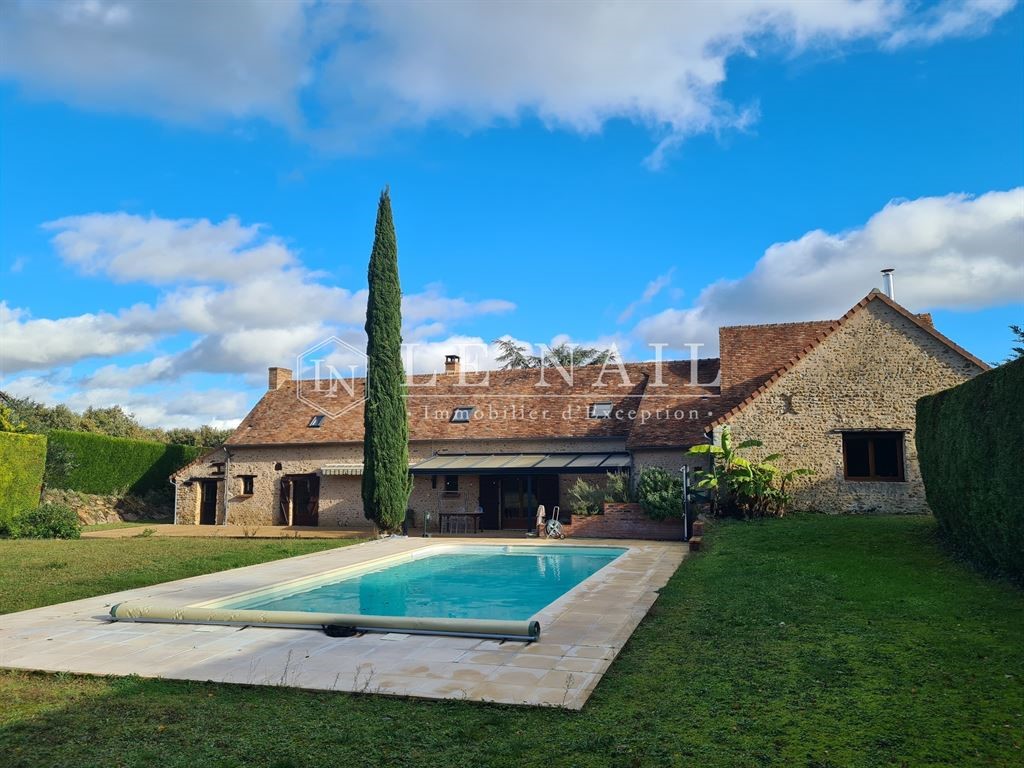 Luxury house for sale in La Flèche