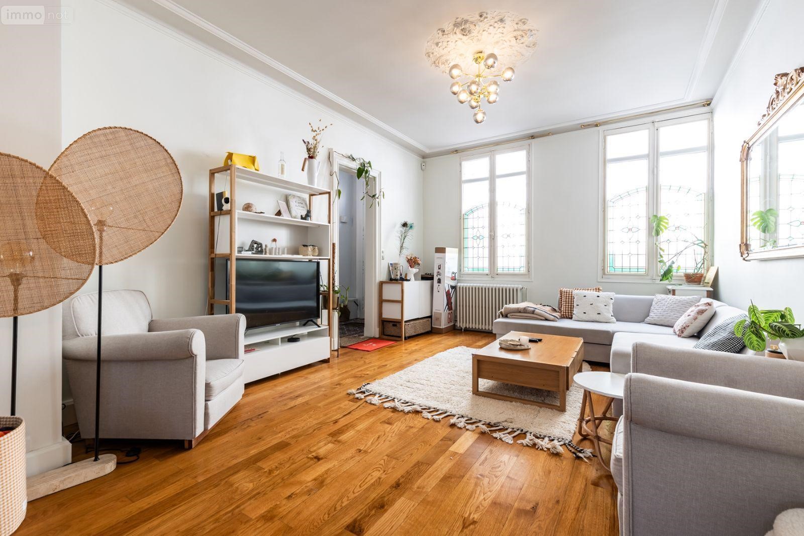 Luxury house for sale in Bordeaux