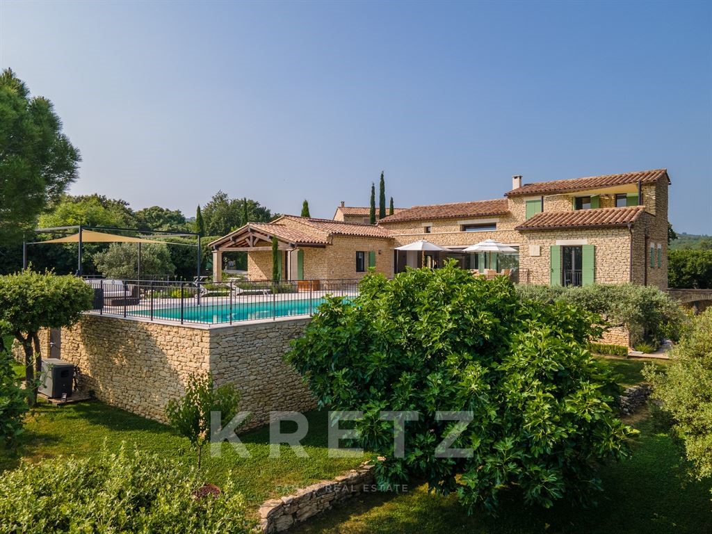 Architect house for sale in Gordes