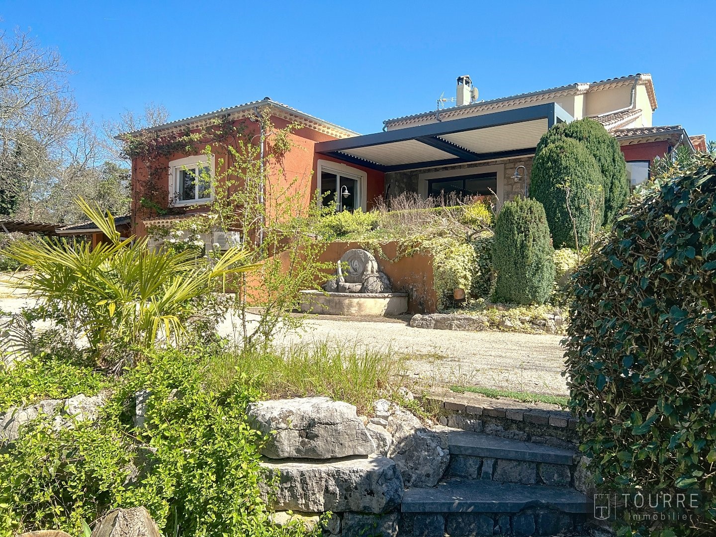 Luxury villa for sale in Ruoms