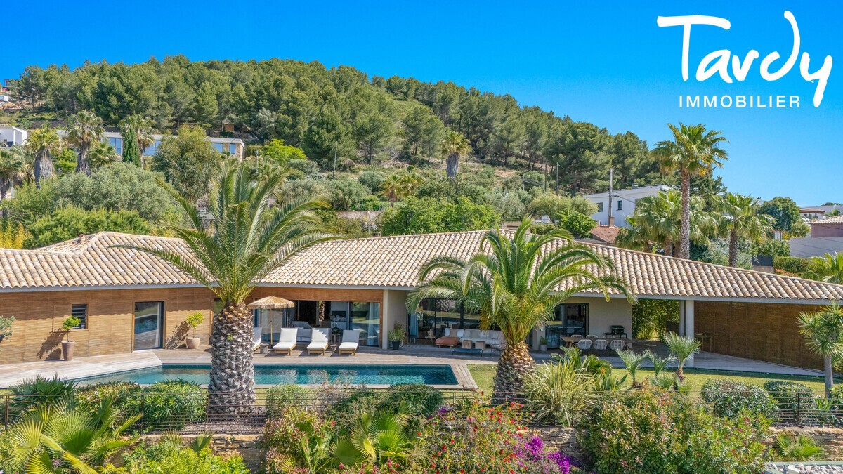 Villa de luxe à vendre dans le quartier Nord