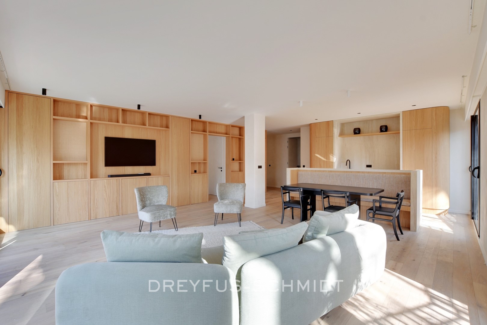 Luxe appartement te huur in Legendre-Lévis