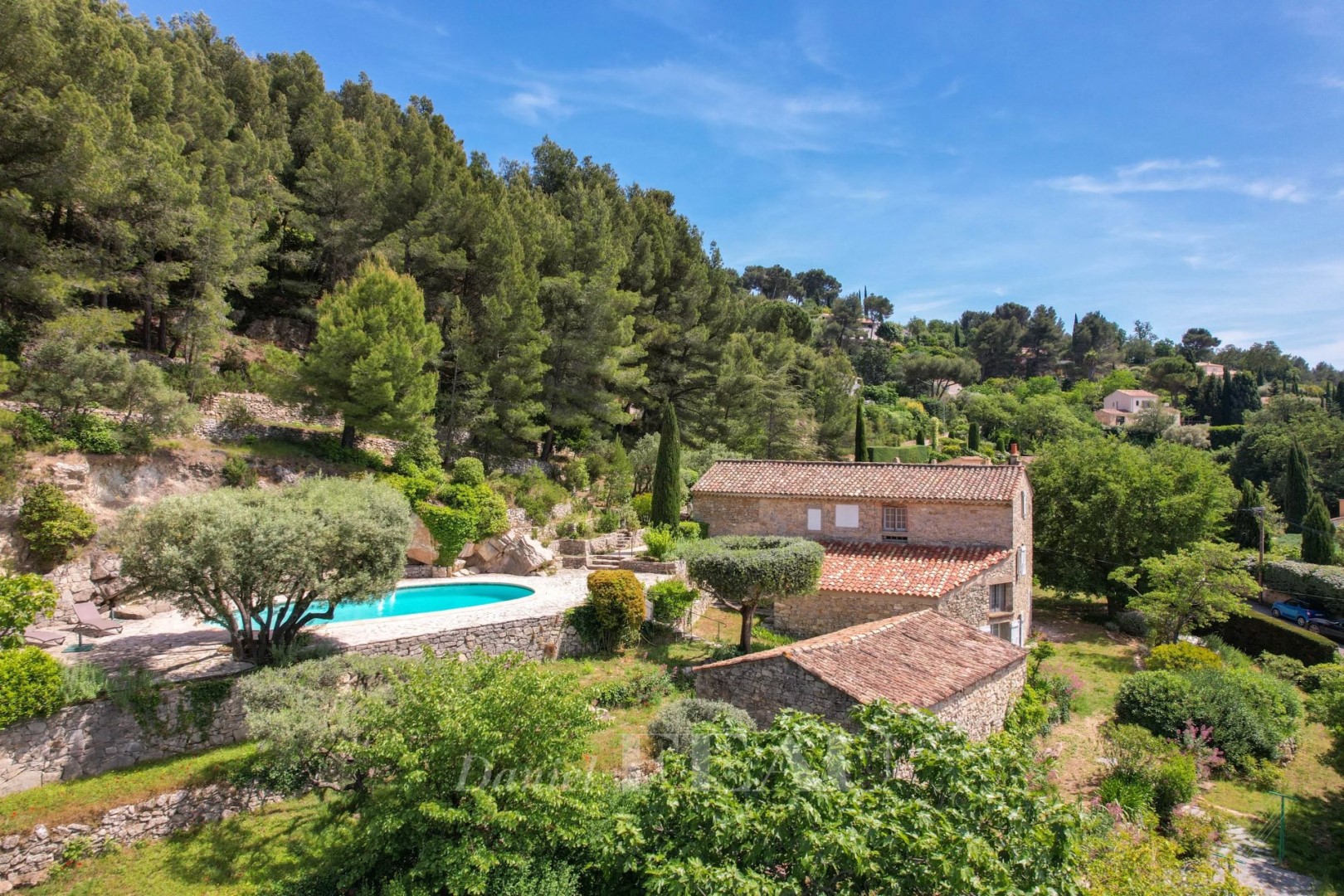 luxe huis te koop in Le Rouve-Gailleux-Le Val d'Arenc