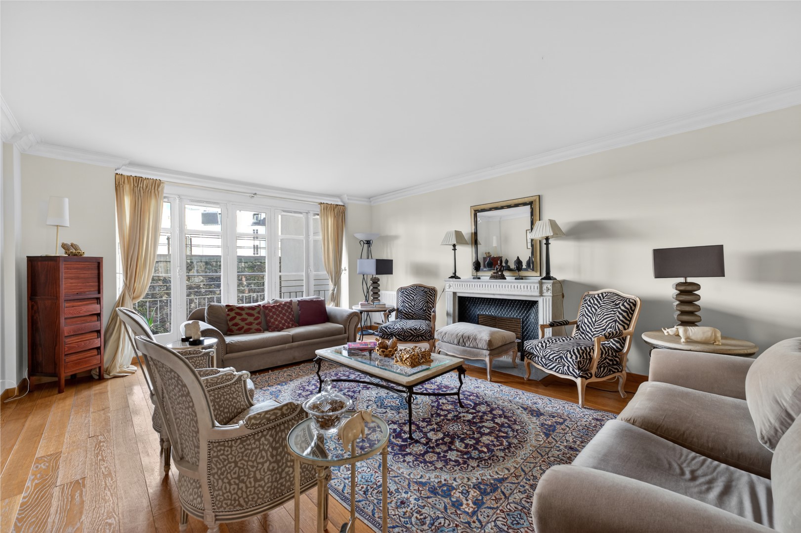 Luxury apartments / penthouses for sale in the district Chaillot