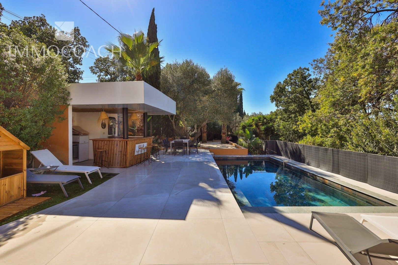 Parcelle à Vendre Au Domaine Des Maurels maisons de luxe à vendre dans le quartier Paradis - Lux Residence