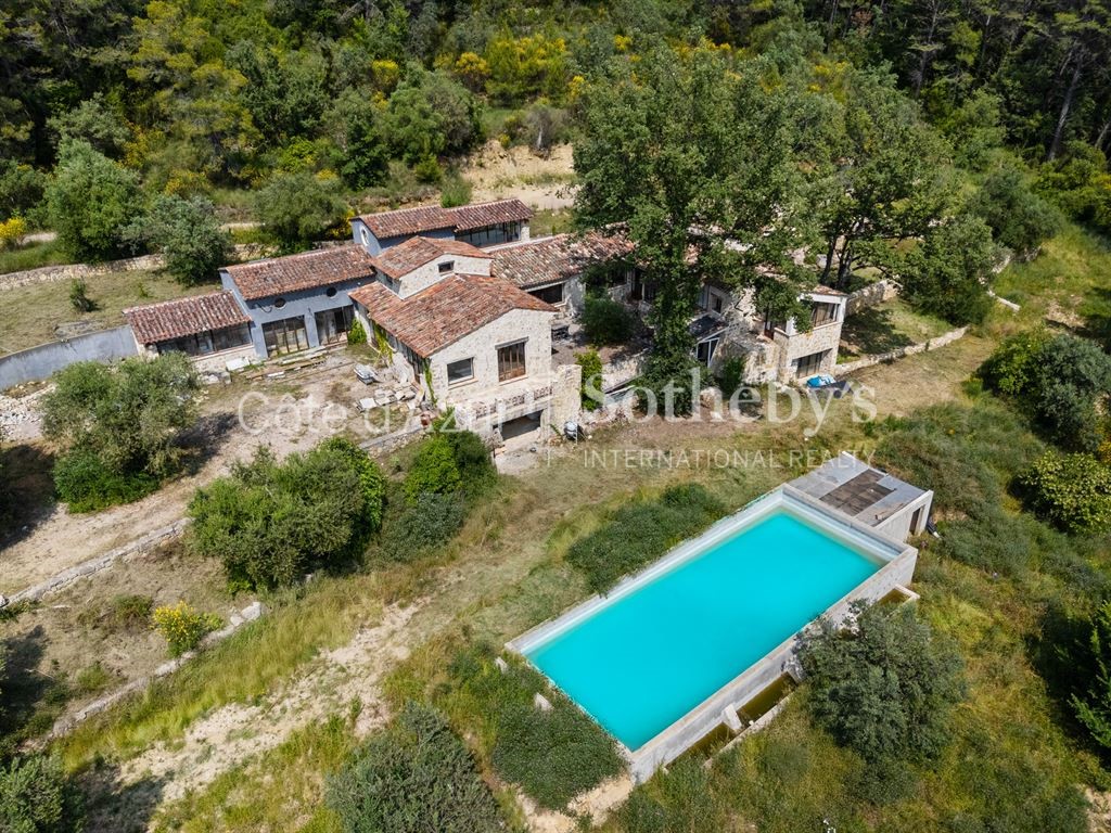 Maison provençale à vendre à Tourrettes