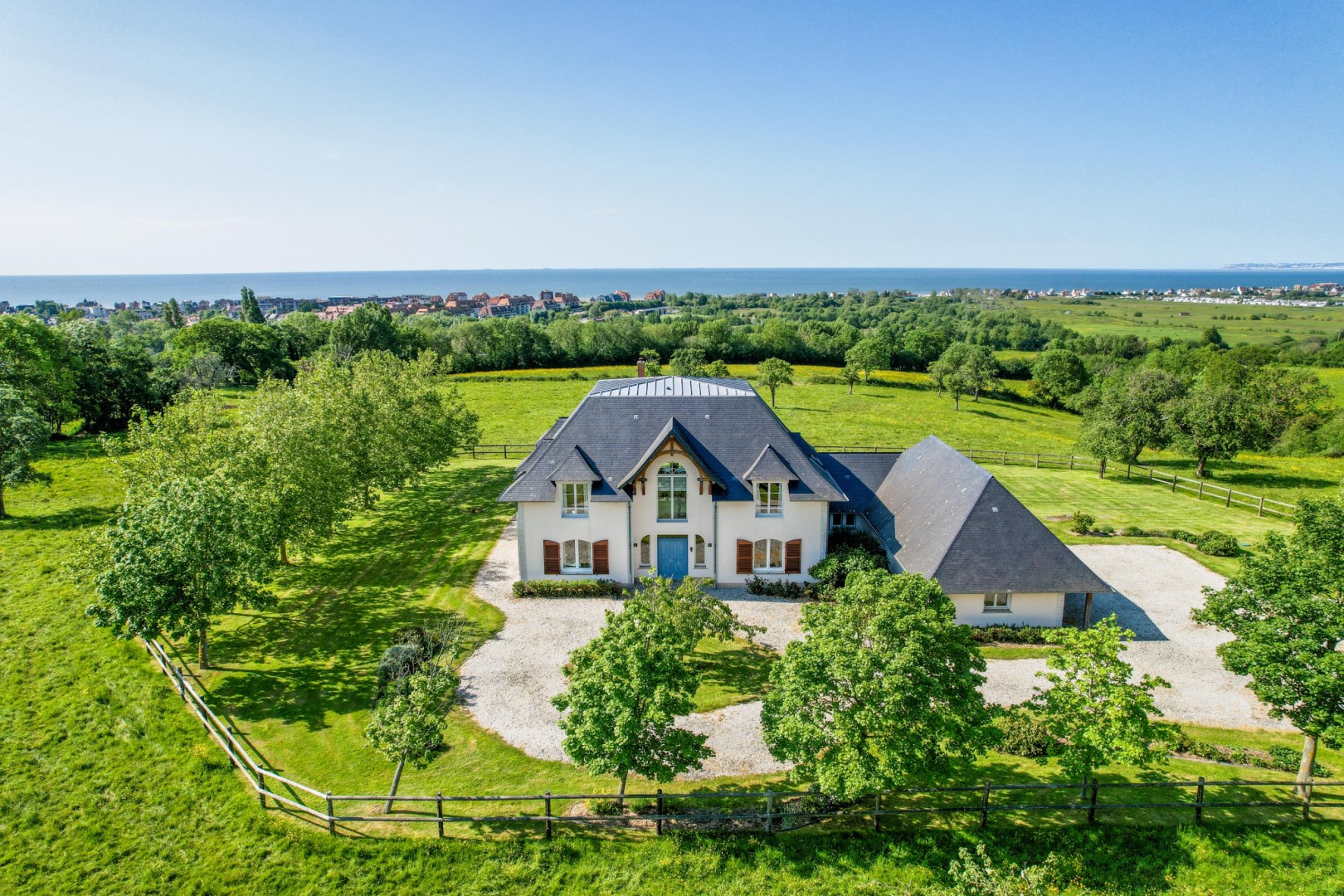 Luxe stadswoning te koop in Villers-sur-Mer