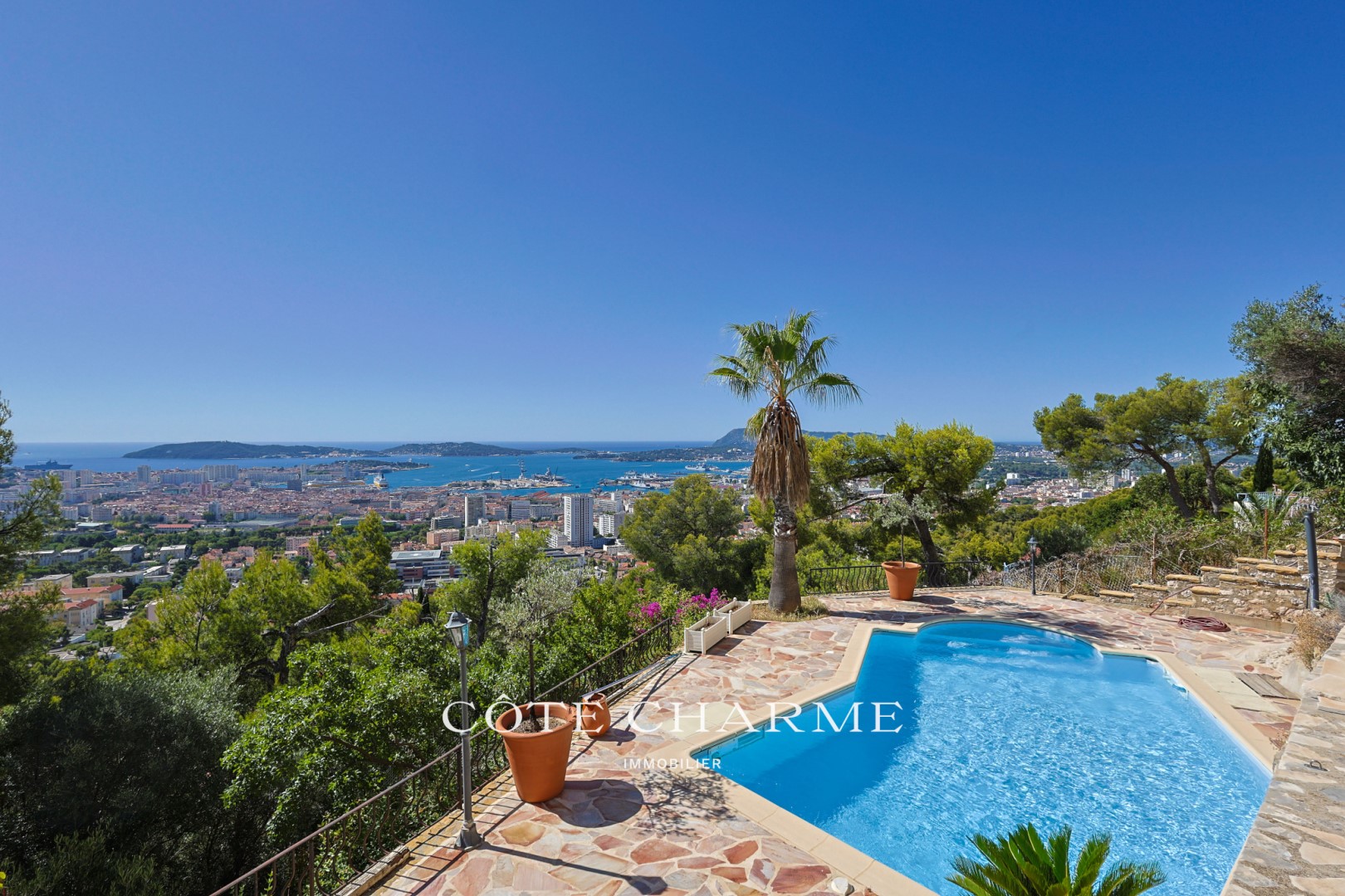 luxe huis te koop in Le Faron-Fort-Rouge