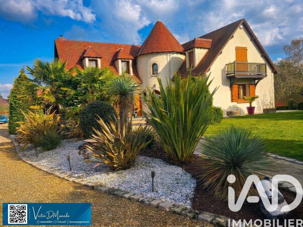 Maison de luxe à vendre dans le quartier Route de Sandillon