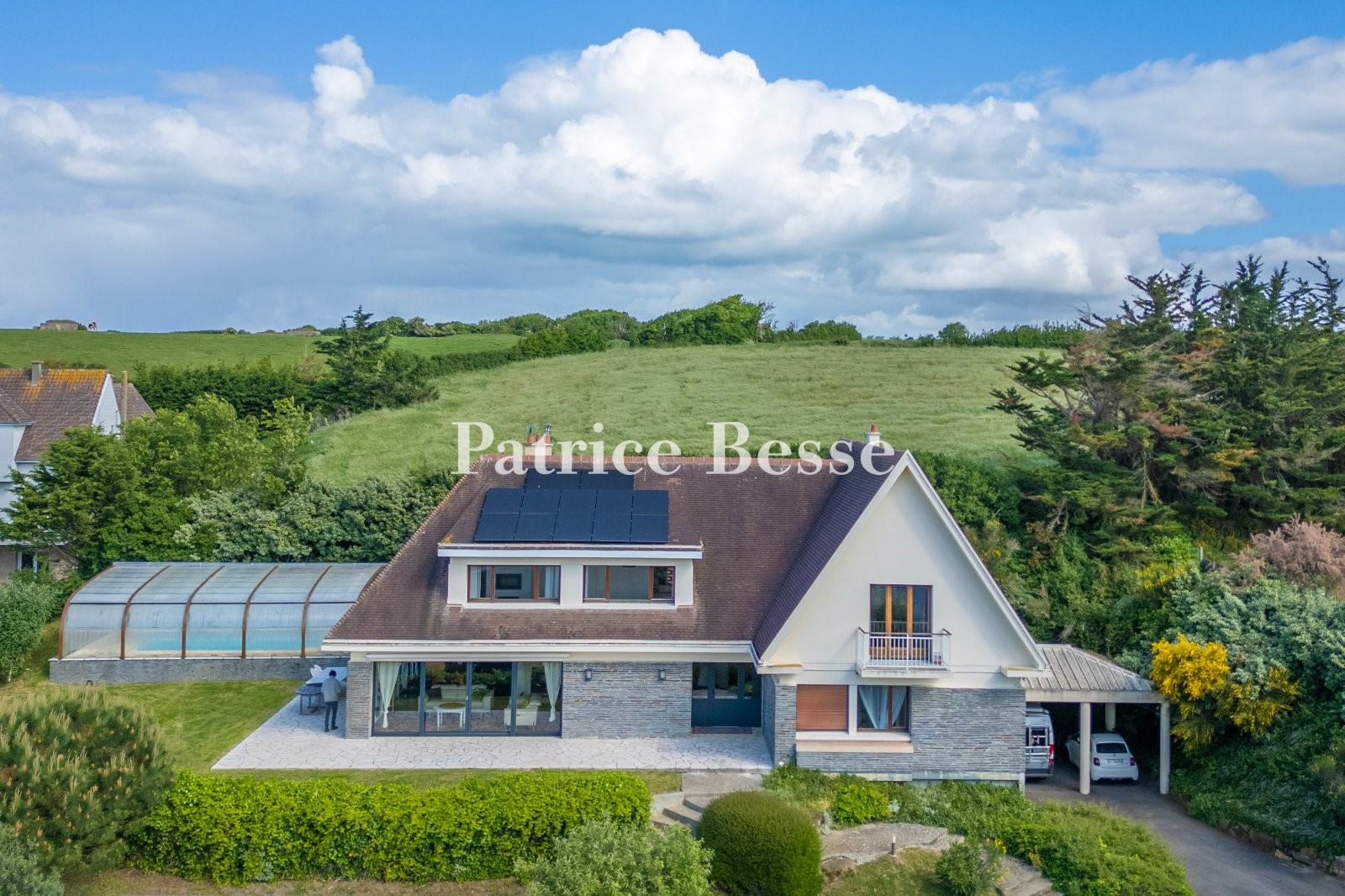 Luxury house for sale in Granville