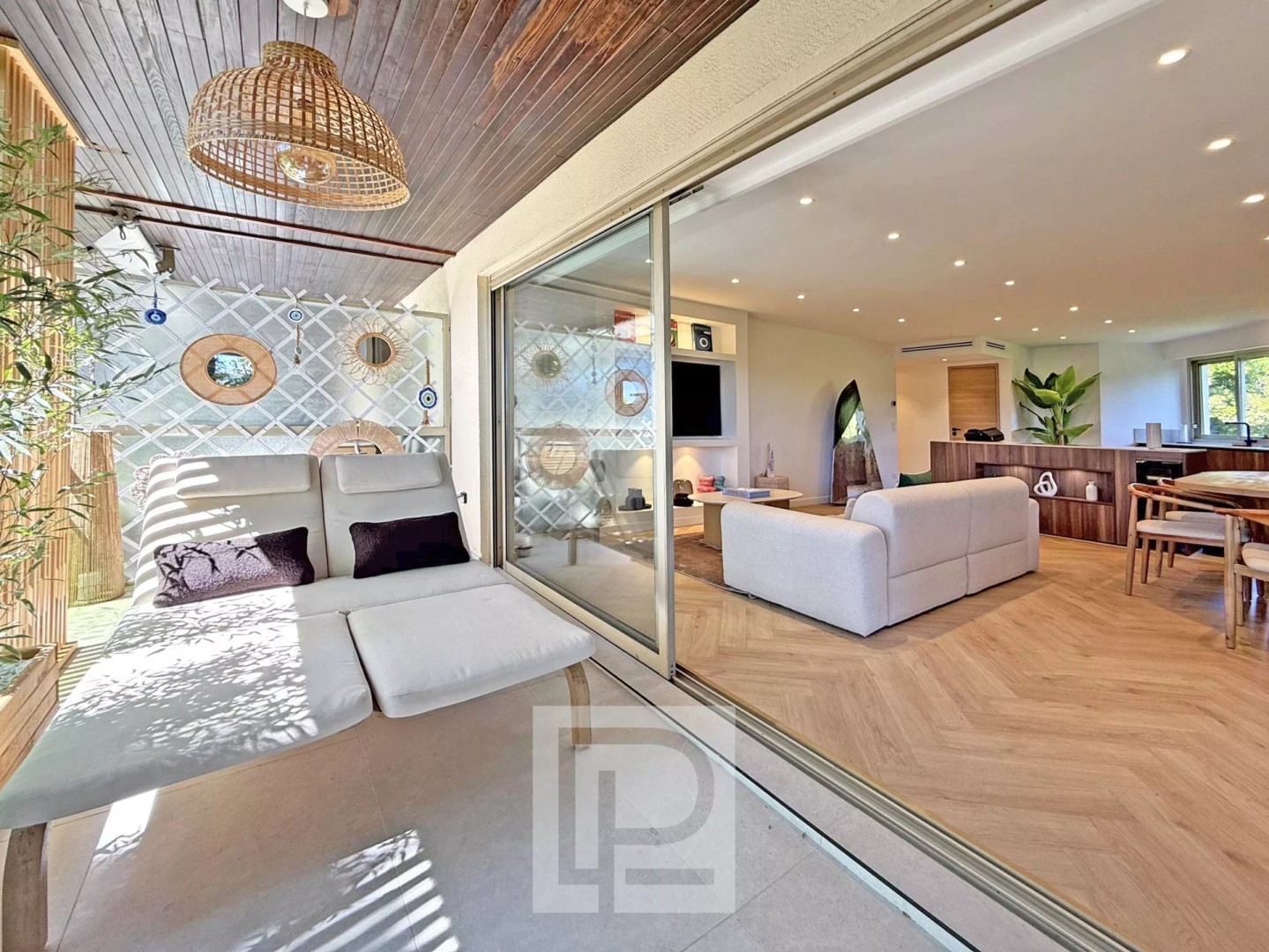 Luxe appartement te koop in Terrefial
