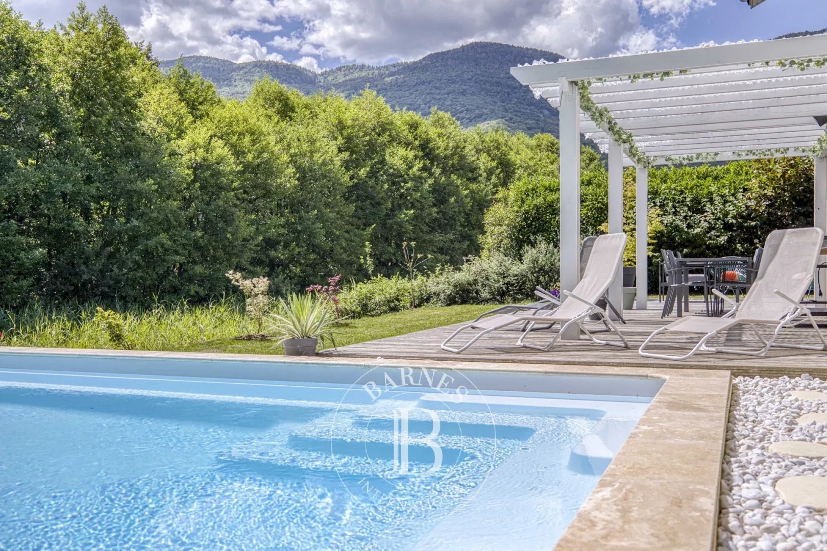 Luxury villa for sale in the district Nord Ouest