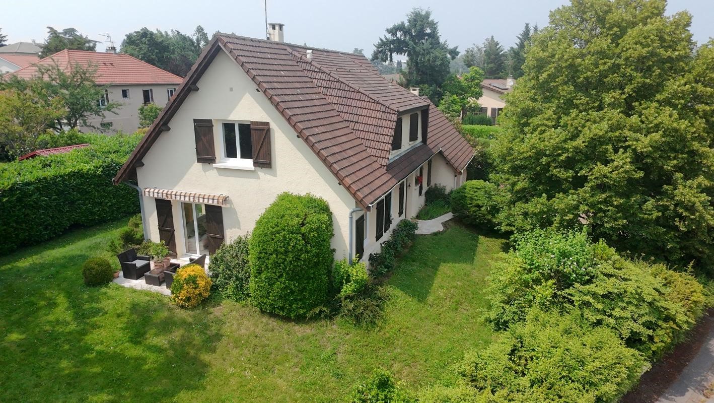 Maison de luxe à vendre dans le quartier Zone Habitat Diffus