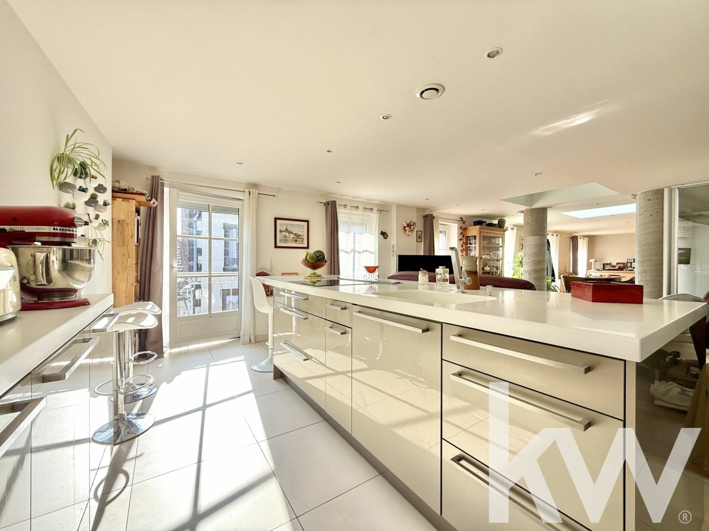 Luxe appartement te koop in Ballainvilliers