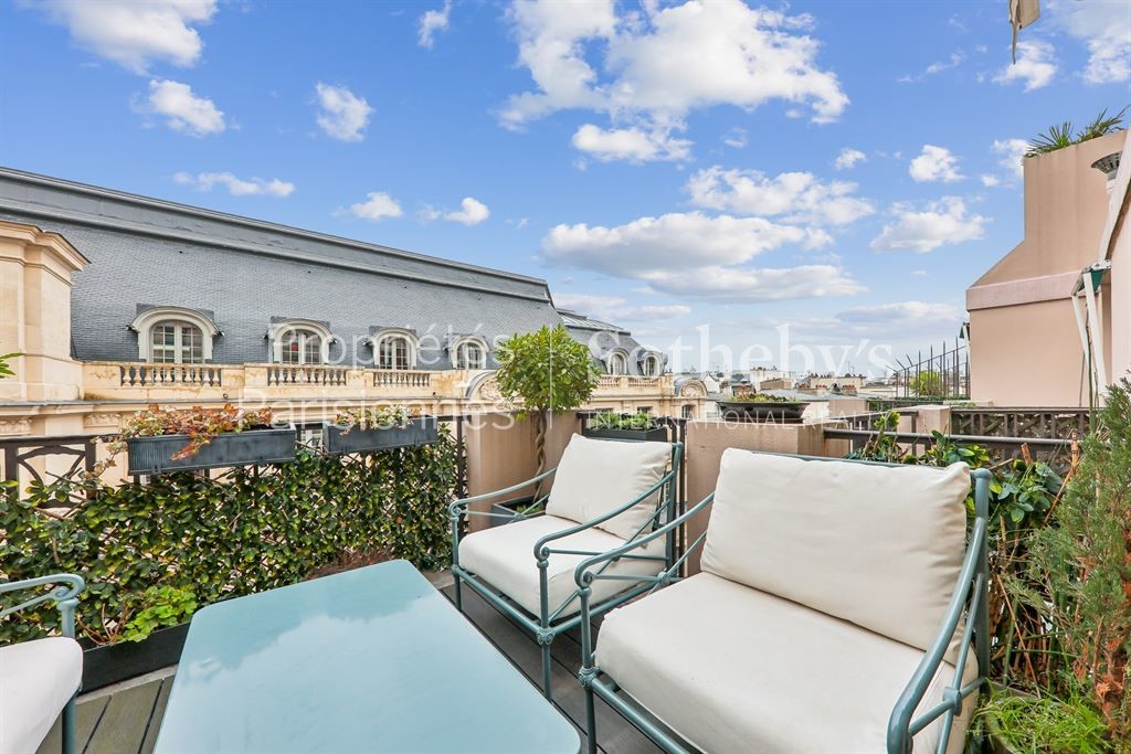 Appartement de luxe à vendre dans le quartier Provence Opéra