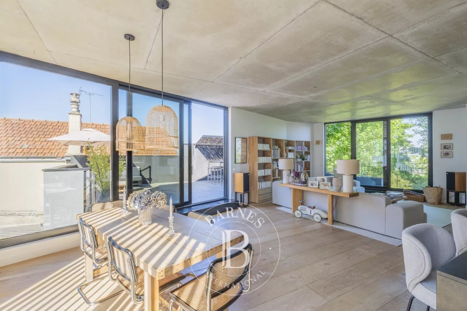 Duplex de luxe à vendre aux Les Lilas
