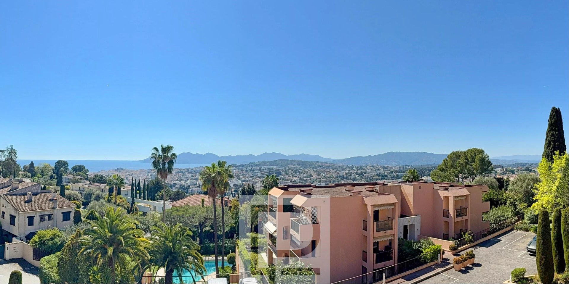 Luxe appartement te koop in Le Cannet