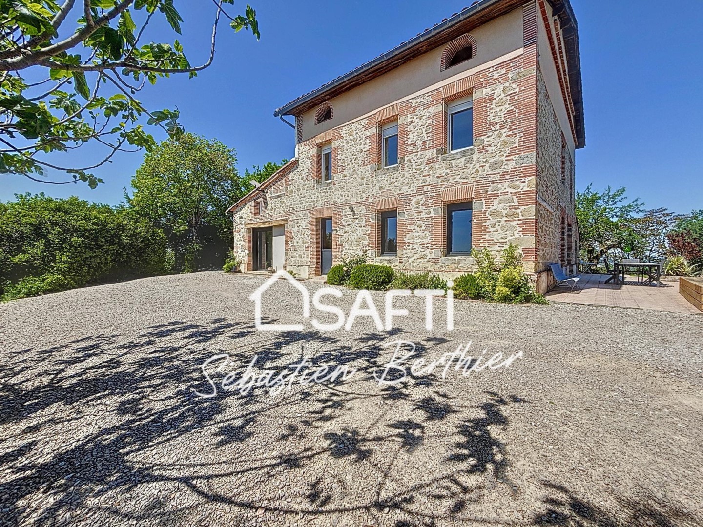 Maison de maître à vendre à Saint-Sulpice