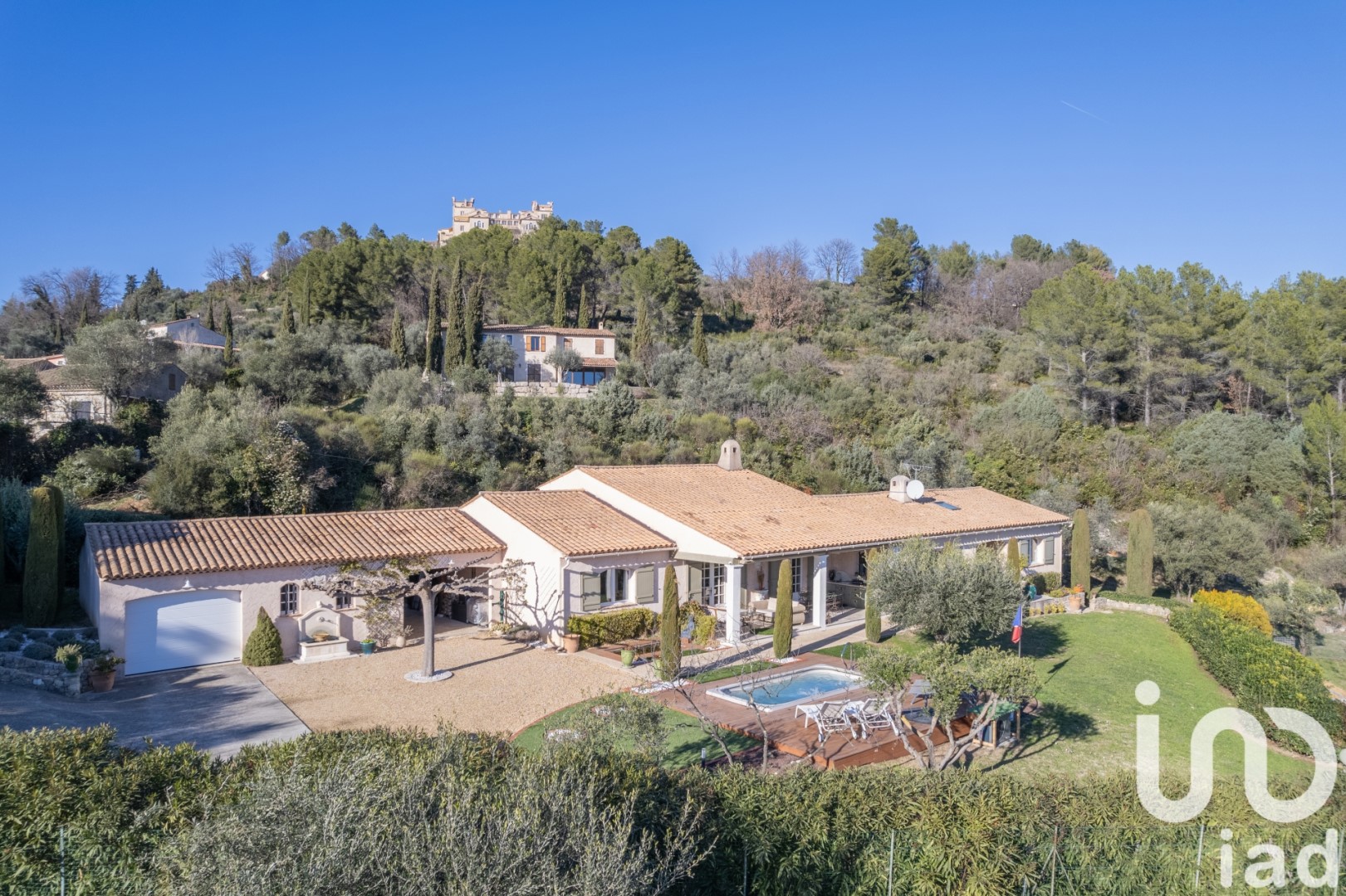 Traditioneel huis te koop in Tourrettes