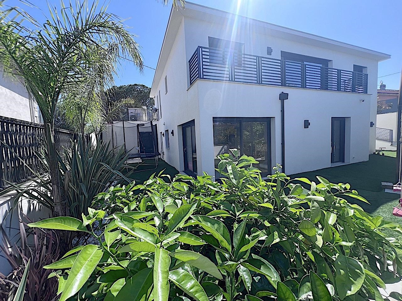 Maison de luxe à vendre à Puget-sur-Argens