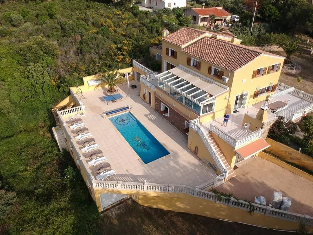 Luxe stadswoning te koop in Calenzana
