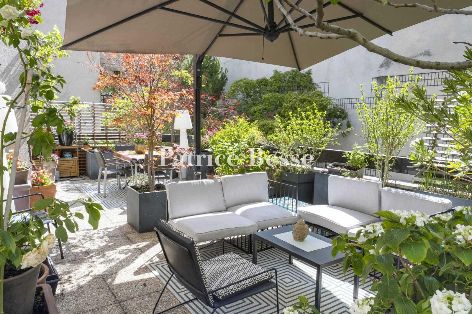 Luxury apartment for sale in the district Montmartre