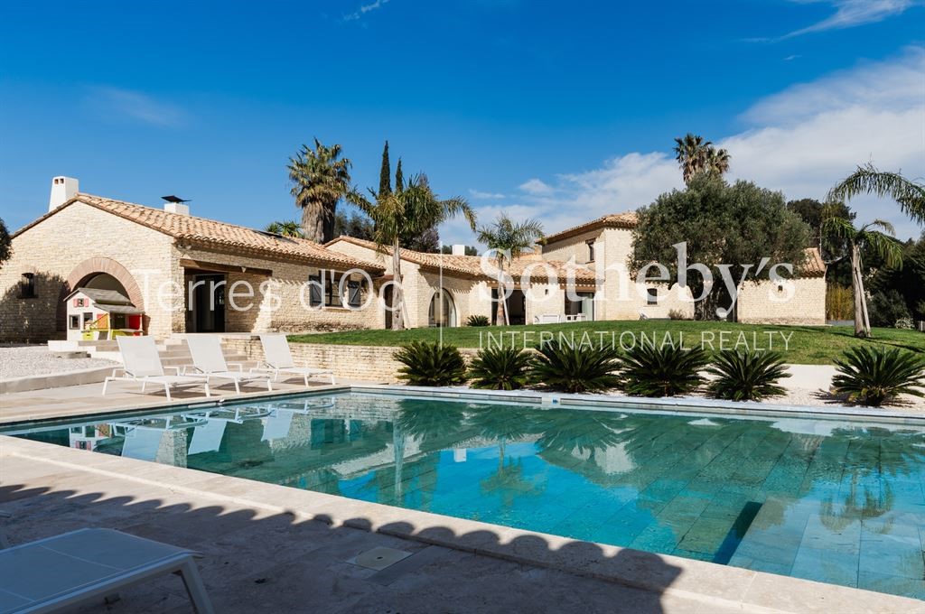 Maison de luxe à vendre dans le quartier Centre Ville