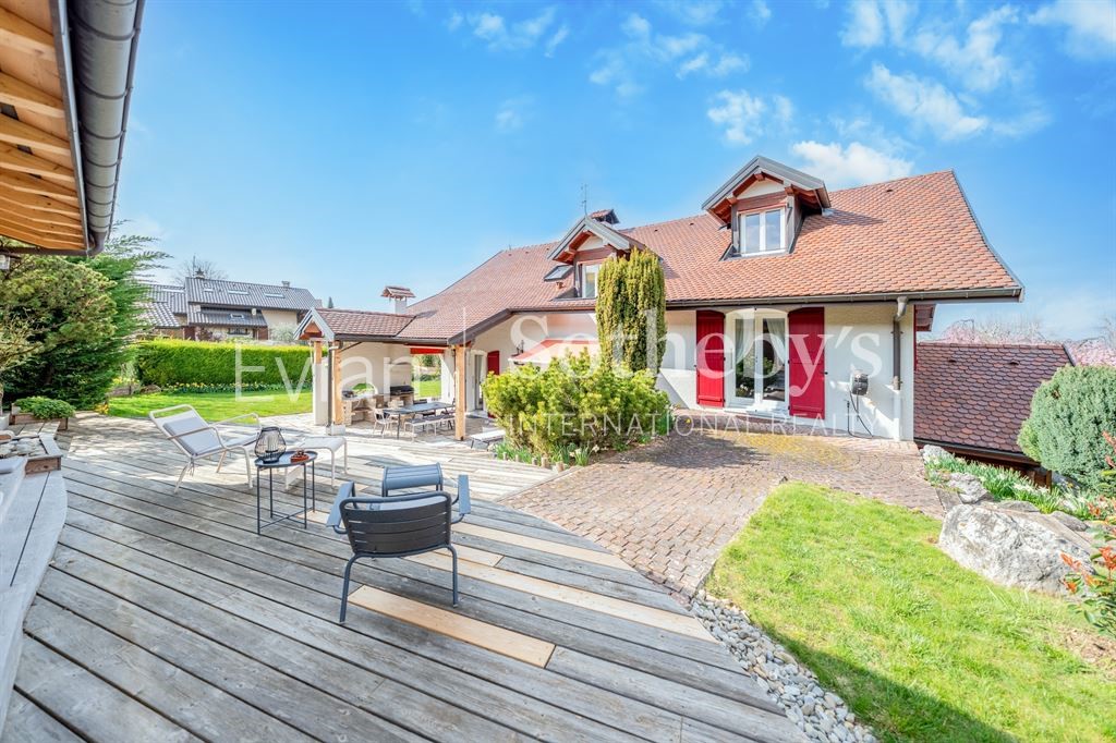 Luxus-Haus zu verkaufen Neuvecelle