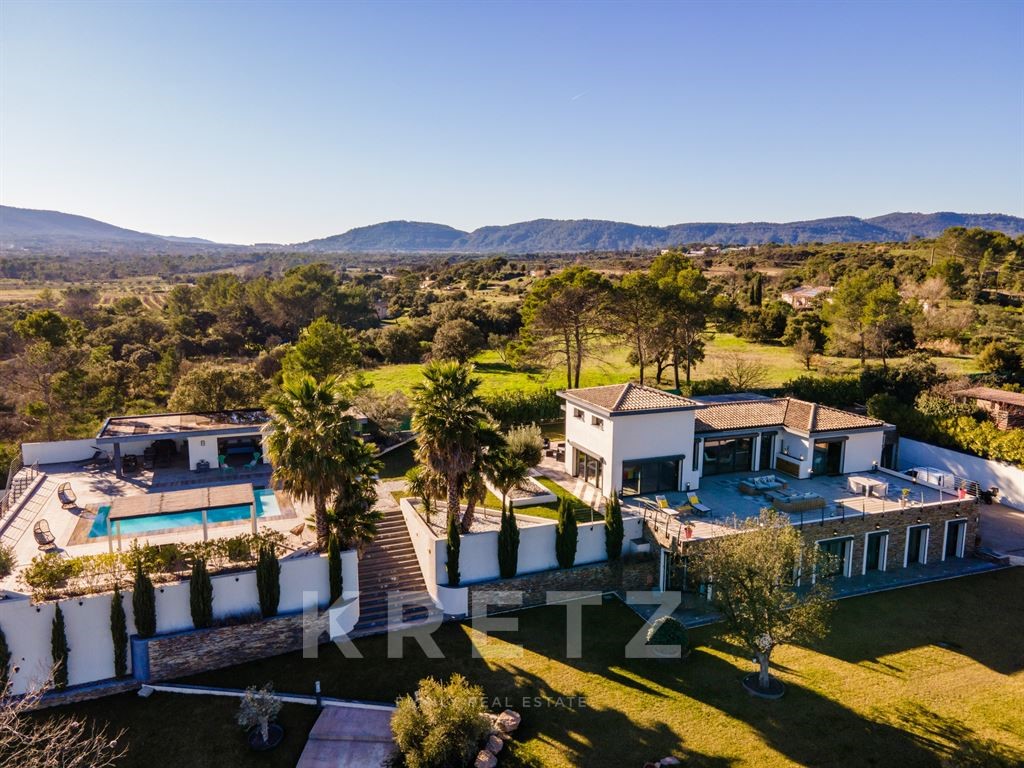 Luxury villa for sale in La Garde-Freinet